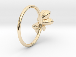 Succulent Stacking Ring No. 2 in 14K Yellow Gold: 7 / 54