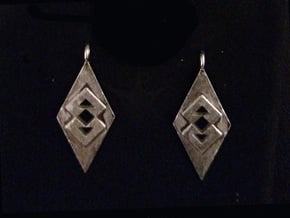 Triangle Earrings (Large) in Natural Silver