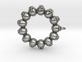 Thirteen Skull pendant in Natural Silver