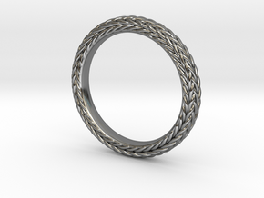 Etruscan Chain Ring in Fine Detail Polished Silver