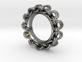 Chainmail Ring Pendant in Polished Silver