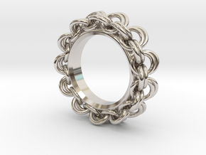 Chainmail Ring Pendant in Platinum
