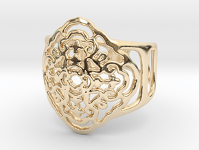A Ring in 14K Yellow Gold