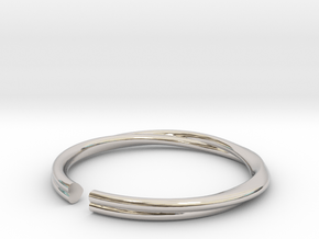 Mobius Hearts Ring in Rhodium Plated Brass