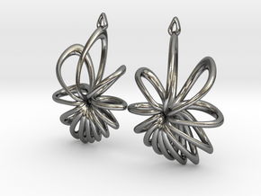 Nova Earrings in Polished Silver