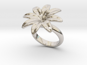 Flowerfantasy Ring 16 - Italian Size 16 in Platinum
