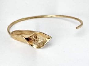 Lilly Bracelet Small in Natural Brass