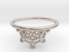 Half Lace Ring - Size 7.5 in Rhodium Plated Brass: 7.5 / 55.5