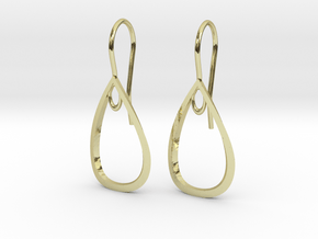 Curve Pear Earrings in 18k Gold Plated Brass