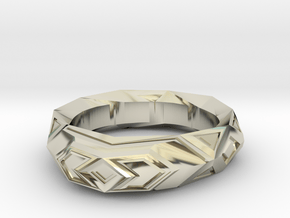 Fractal polygon ring (size 8.5 default) in 14k White Gold