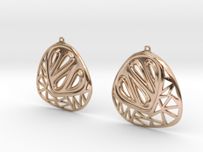 Organic and angular earrings in 14k Rose Gold