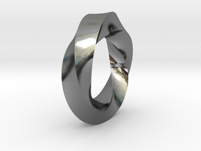 Mobius Strip in Fine Detail Polished Silver