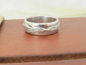 Hearts Band size 5 in Rhodium Plated Brass