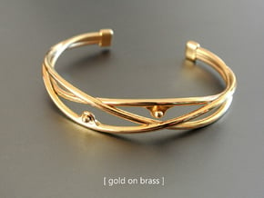 Pearl Bracelet in 14k Gold Plated Brass