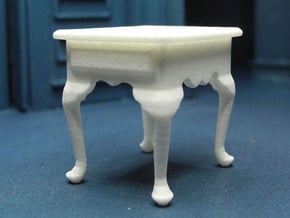 1:24 Queen Anne Tall End Table in White Natural Versatile Plastic