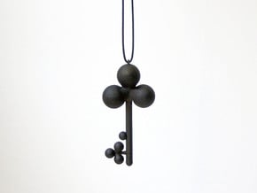 Clover Key Pendant 1 in Black Natural Versatile Plastic