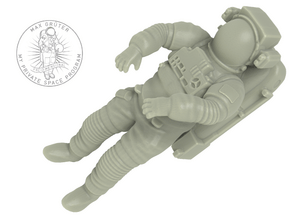 NASA Astronaut with space shuttle EMU suit (1:72) in White Natural Versatile Plastic