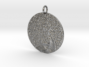Proud Pendant in Polished Silver