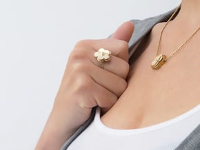 pendant Flower Your Day in Polished Brass