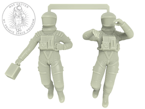 SF Astronauts Floating Study in White Natural Versatile Plastic: 1:48
