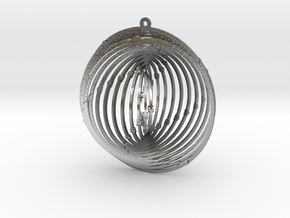 Pendant Wind Spinner Circle in Natural Silver