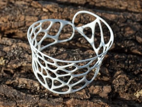 Voronoi Bracelet in White Natural Versatile Plastic
