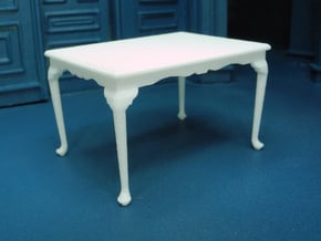 1:24 Queen Anne Dining Table, Medium in White Natural Versatile Plastic