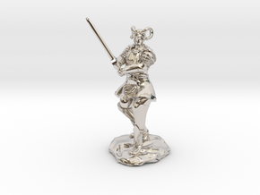 Tiefling Paladin in Platemail with Greatsword in Rhodium Plated Brass