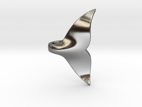 Whale Tail pendant in Polished Silver