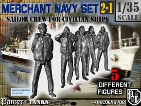 1-35 Merchant Navy Crew Set 2-1 in Tan Fine Detail Plastic