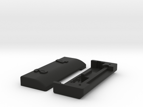 Individual Comp Commodore 4-Player Adapter Case in Black Natural Versatile Plastic