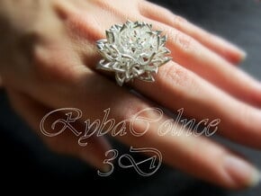 Ring the Chrysanthemum / size 6 US (16,5 mm) in Polished Silver