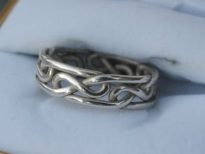 Celtic Infinity Knot Ring in Polished Silver: 10 / 61.5