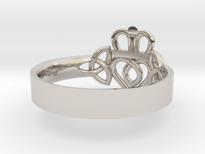 Triquetra Claddagh Ring in Platinum: 4.5 / 47.75