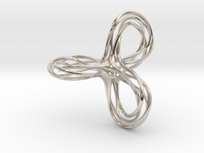 Tri-Moebius Knot in Platinum