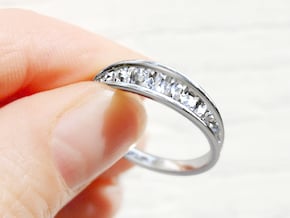 NovaFe Ring in Fine Detail Polished Silver: 10 / 61.5