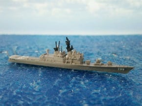 1/2000 JS Shirane-class Helicopter destroyer in Tan Fine Detail Plastic
