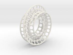 Quarter twist Möbius strip in White Natural Versatile Plastic