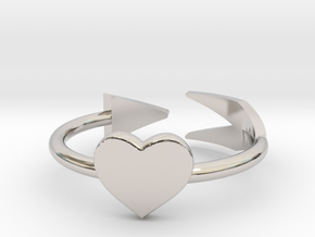Arrow with one heart ring 17mm in Rhodium Plated Brass