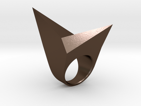 Lowpoly Ring in Polished Bronze Steel