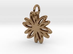Daisy Pendant/Charm - 24mm, 20mm, 16mm, 12mm in Natural Brass: Large