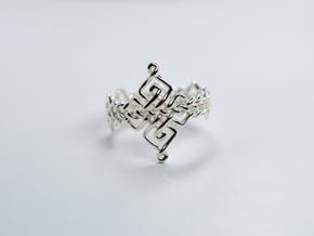 Celtic Ring - Size 7 in Polished Silver