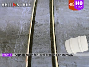 Asphalt-Walze (Straßenbahn/Übergang - H0n3) in White Natural Versatile Plastic