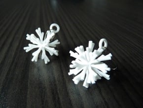 Snowflake Earring Iva in White Natural Versatile Plastic