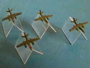 1/1200 Ilyushin IL-28 Beagle x4 in Tan Fine Detail Plastic