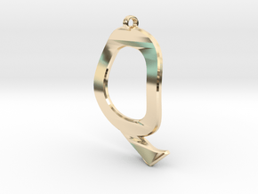 Distorted letter Q in 14K Yellow Gold