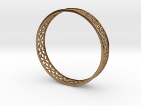 4-Leaf Celtic Knot Gissel 60mm Diameter Bracelet in Natural Brass