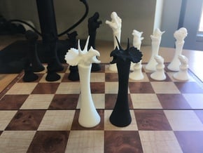 (Chess) Triceratops Queen in White Natural Versatile Plastic