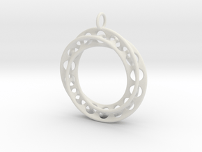 Mobius Band Ø30mm / Enhanced Loop in White Natural Versatile Plastic