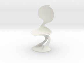 Smooth Chair in White Natural Versatile Plastic: Medium